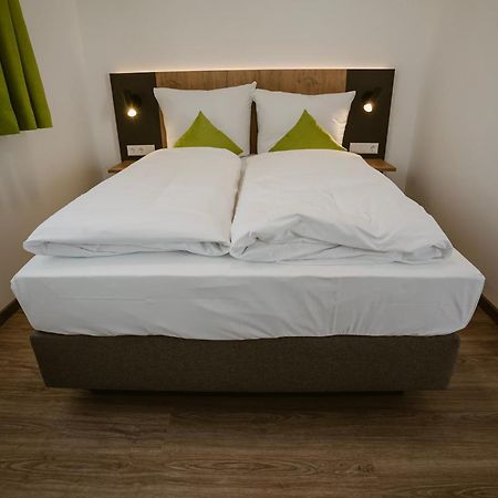 Motel Sleep Inn Toging am Inn المظهر الخارجي الصورة